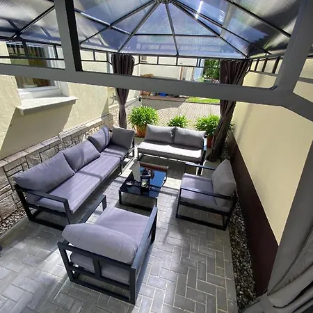 Ferienwohnung Am Schildautal-mit Gartenlounge & Wlan Apartamento